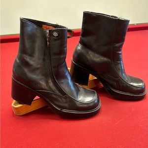 Authentic Harley Davidson women’s boots.